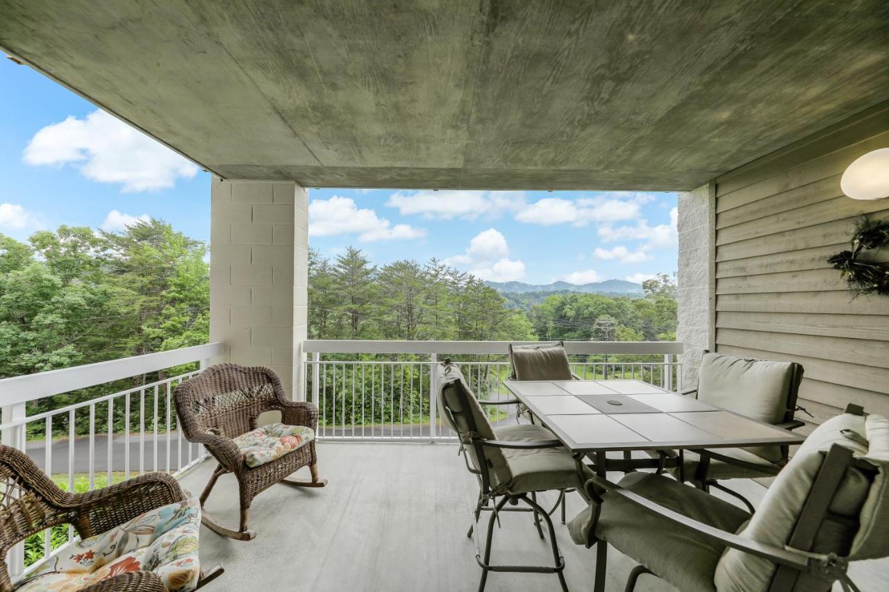 A Peaceful Retreat Whispering Pines 622 Apartamento Pigeon Forge Exterior foto